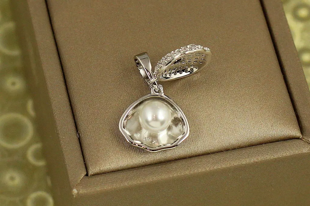 Кулон Xuping Jewelry відкрита мушля з перлиною сріблястий - фото 2