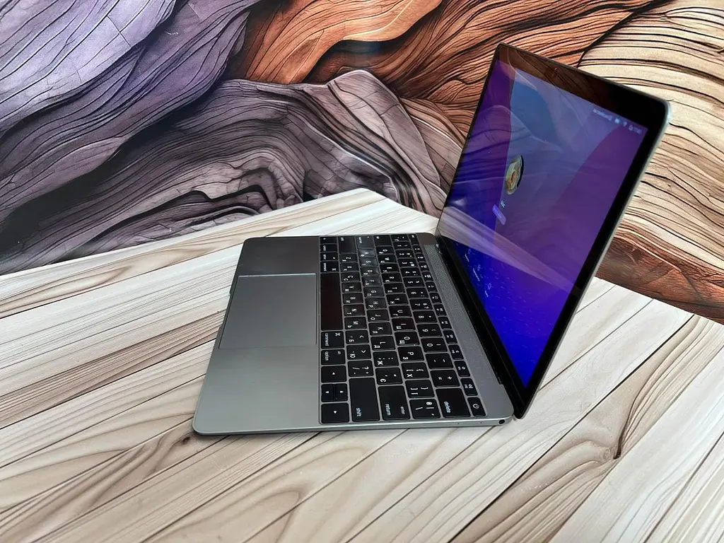 Ноутбук Apple MacBook 12" A2337 m5-6Y54/8/500 (C02S931VGTHV) Б/в - фото 3