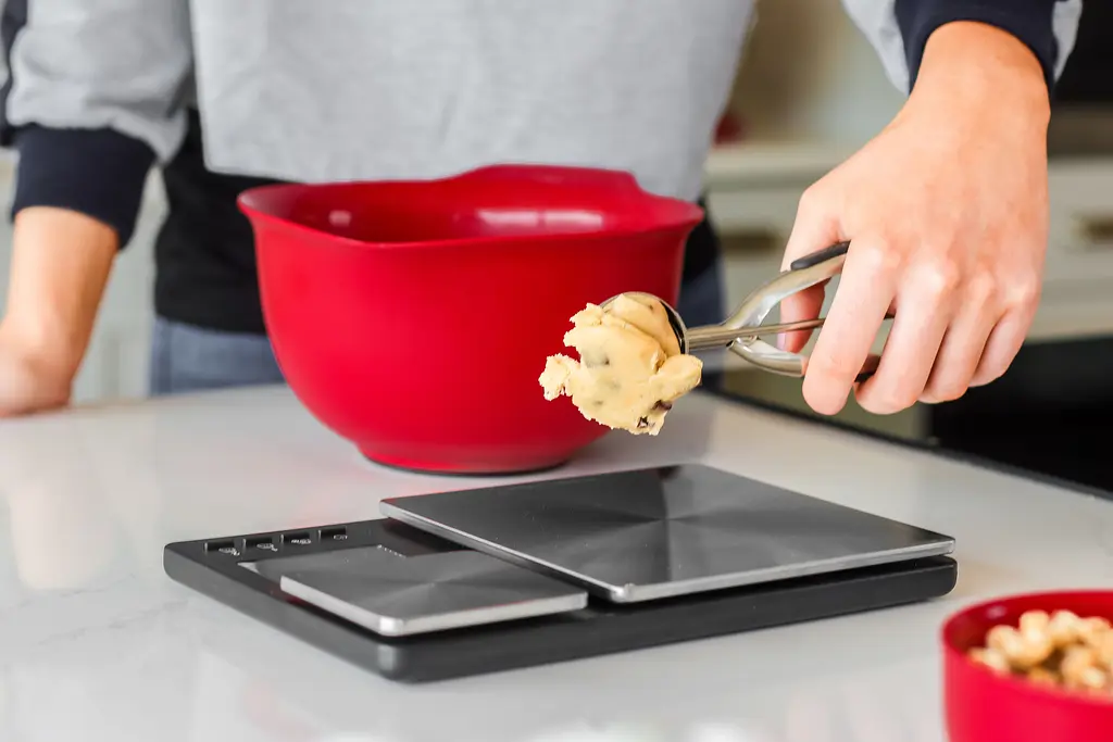 Весы кухонные KitchenAid Measuring с двойной платформой серебряные (KQ909G) - фото 8