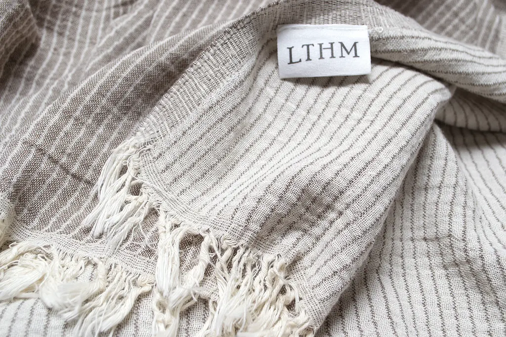 Покрывало Lotus Home - Premium Stripe коричневый 190x225 - фото 4