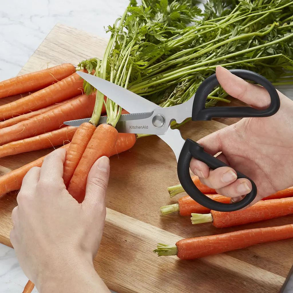 Ножиці кухонні KitchenAid Universal з захисним чохлом на лезо чорні (KQG351OHOBE) - фото 5