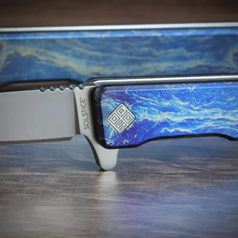 Нож Ocaso Solstice, Anodized titanium, Satin (10DBS) - фото 4