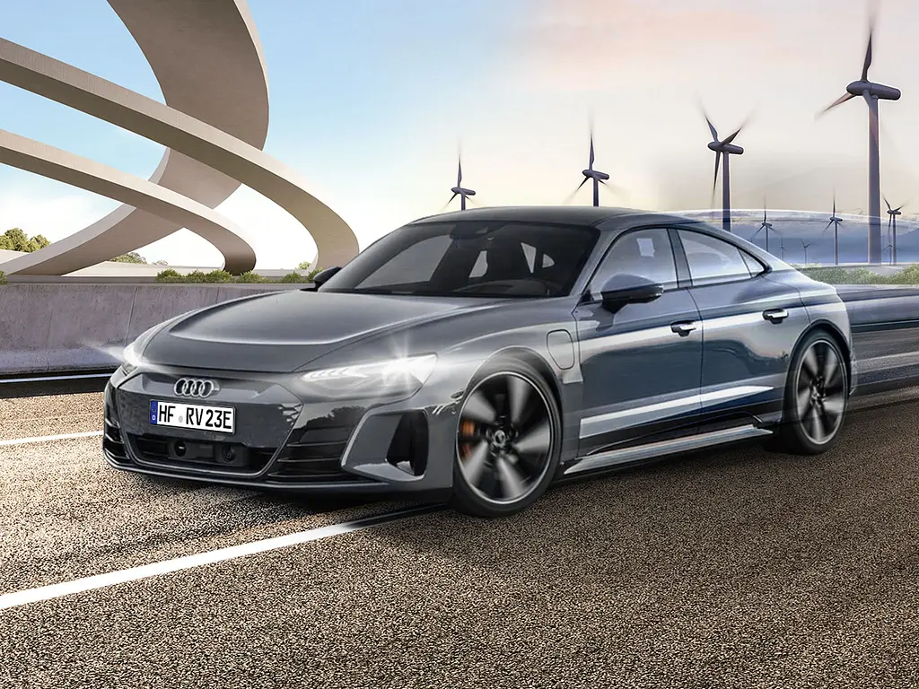 Машинка Revell Car Audi e-tron GT 1/24 RC Scale на управлении синяя 24668 - фото 3