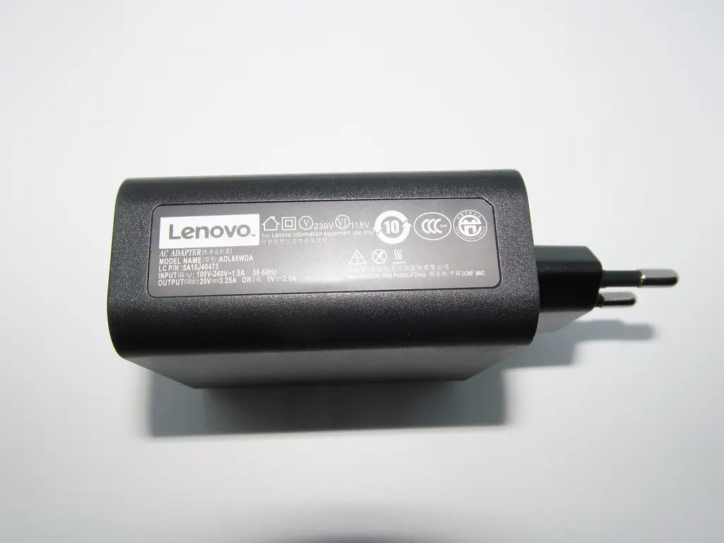 Блок живлення Lenovo 65W ADL65WDA 20V, 3.25A / 5V, 2A чорний, роз'єм bevel USB (косий) мережевий - фото 3