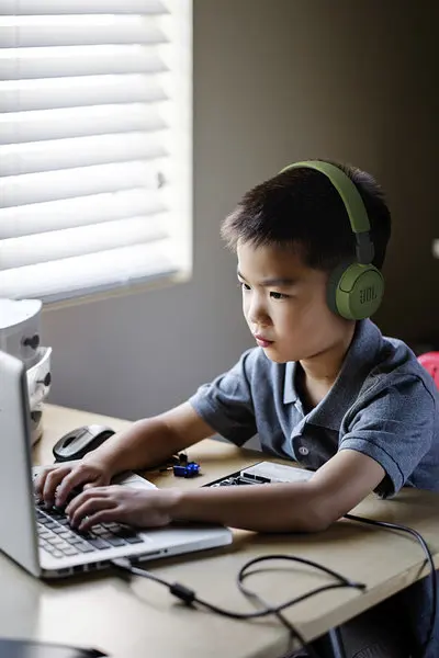 Наушники JBL JR310BT Green (JBLJR310BTGRN) - фото 2