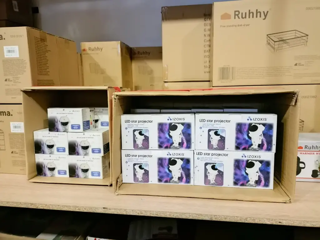 Зірковий проектор Астронавт izoxis 21857 з LED підсвічуванням 8 режимів роботи пульт управління - фото 9