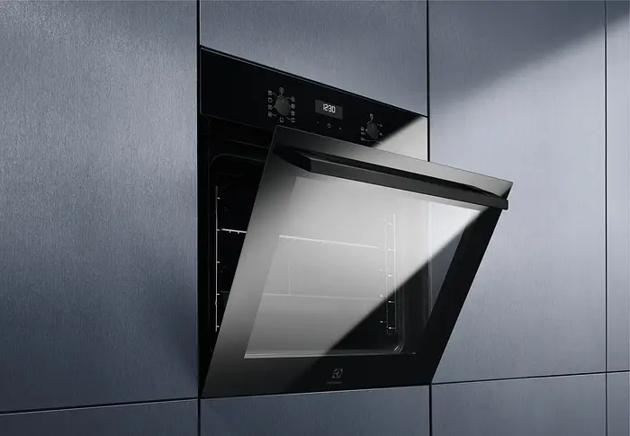 Духова шафа електрична Electrolux 65 л А пара дисплей конвекція телескопічні напрямні чорний - фото 4