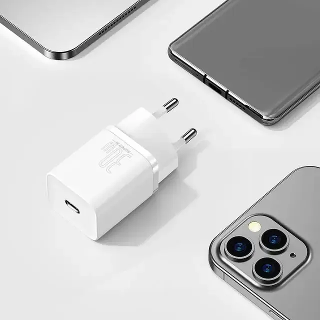 Зарядное устройство для Baseus Super Si quick charger IC 30W EU белый (CCSUP-J02) - фото 3