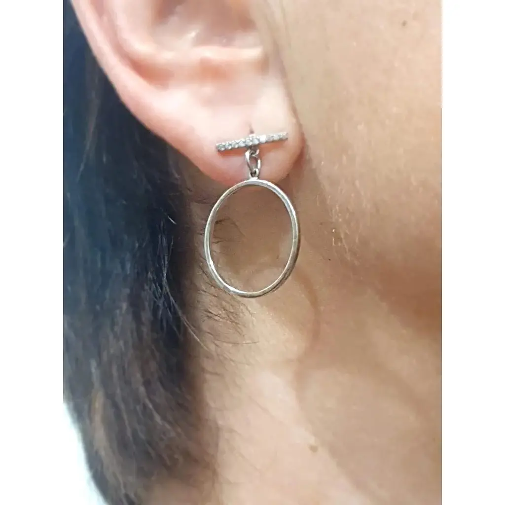 Серебряные серьги Premium с фианитами. 2590Р - фото 2