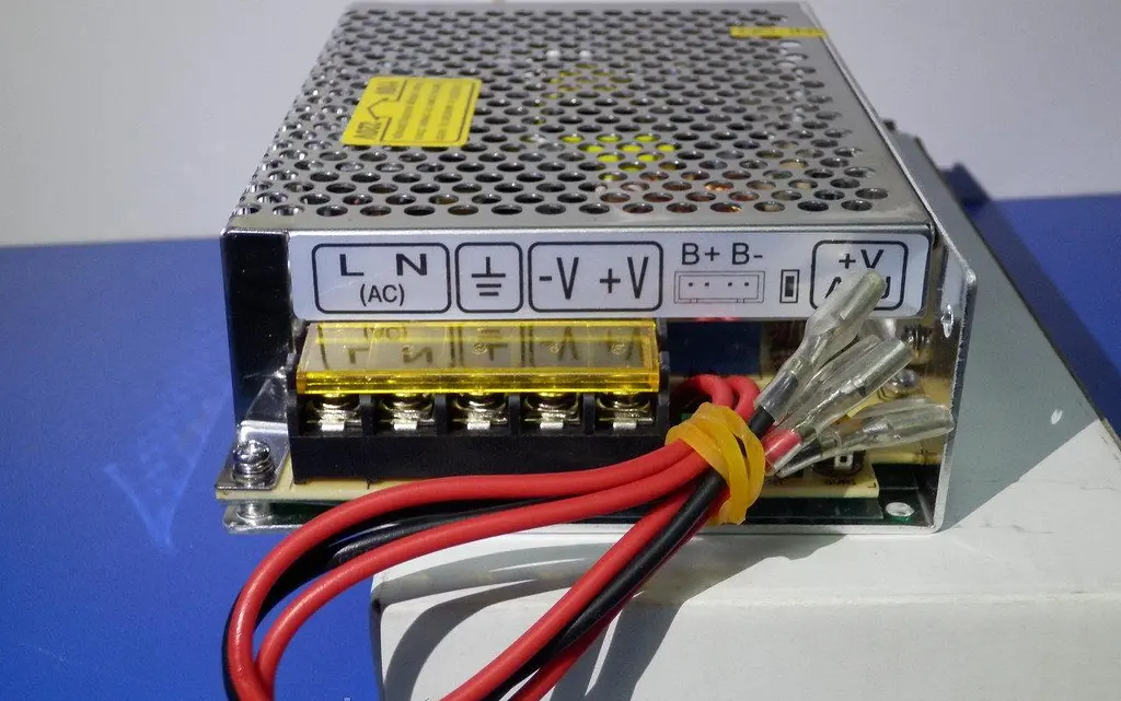 Джерело безперебійного живлення Luxeon PSC6012 12В 5 А 60 Вт - фото 5