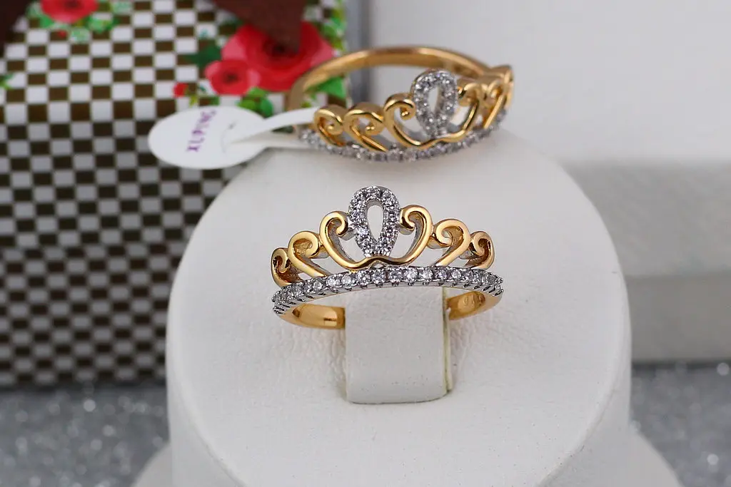 Кільце Xuping Jewelry маленька принцеса р 17 золотисте - фото 2
