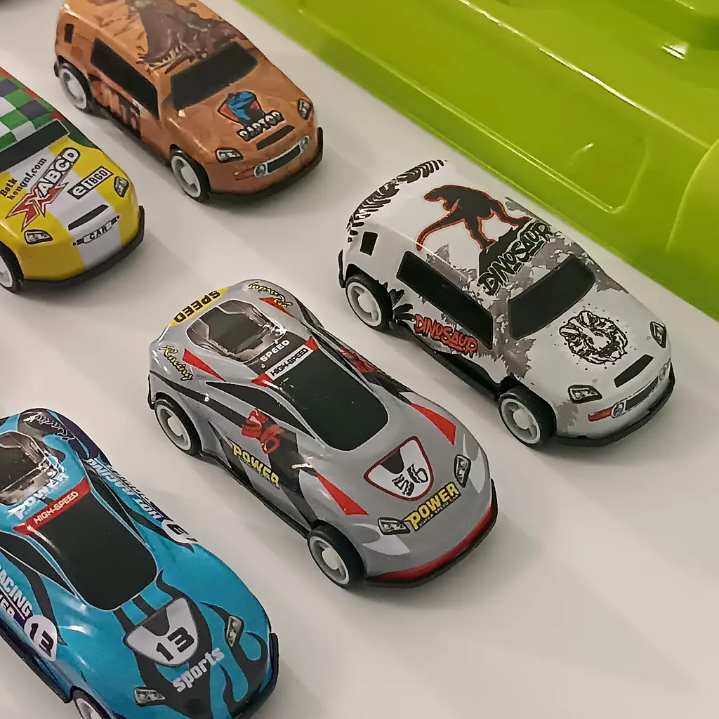 Комплект игрушечных машинок Cool Car Set с инерционным механизмом в боксе-контейнере с ручкой 30 шт. - фото 14