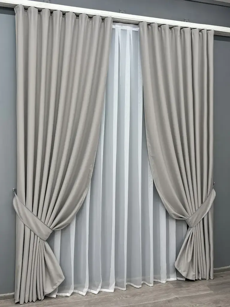 Комплект штор VR-Textil шеніл 2 шт 150x270 см попелястий (1690ш) - фото 3