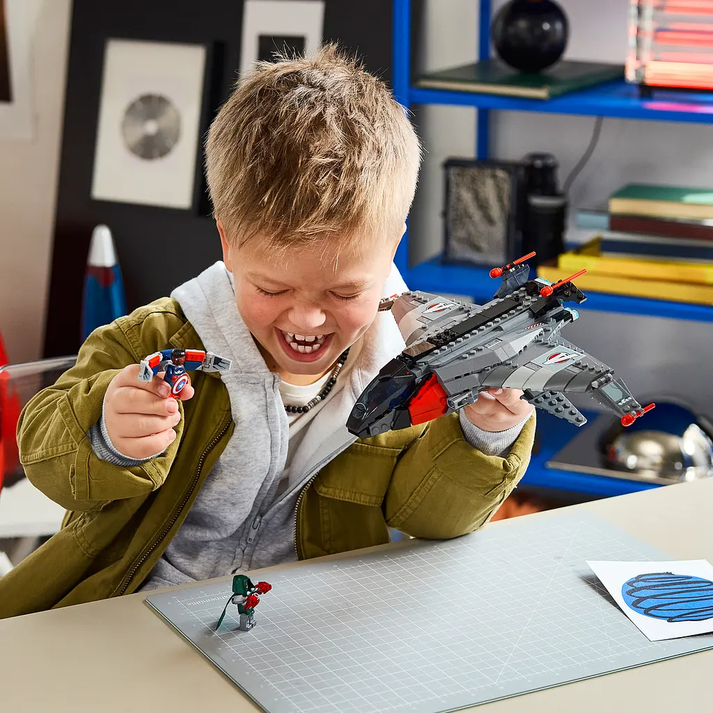 Конструктор LEGO Super Heroes Marvel Месники: Судний день Квінджет 433 ел. (76347) - фото 14