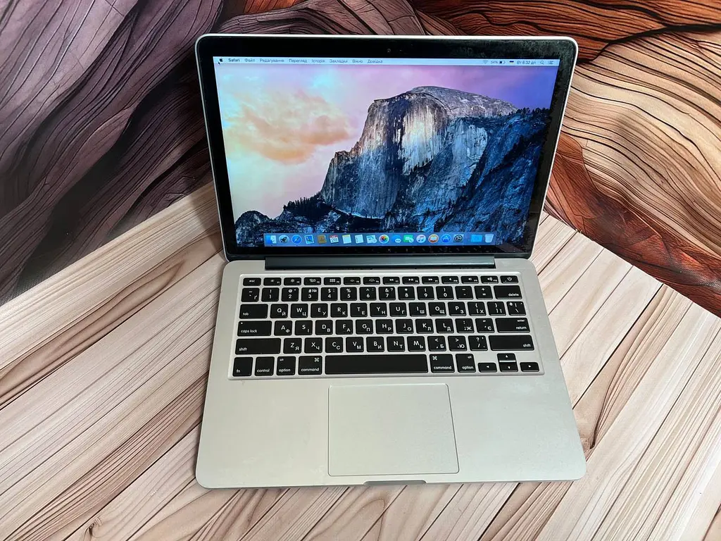 Б/в Ноутбук Apple MacBook Pro 13" 2014 A1502 i5-4308U/16/256 (C02P71JBG3QR)