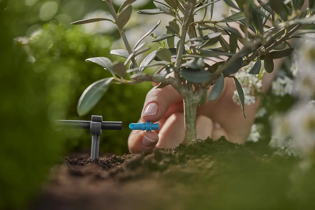 Крапельниця Gardena Micro-Drip-System кінцева 2 л/година, 25 шт (13307-20) - фото 2