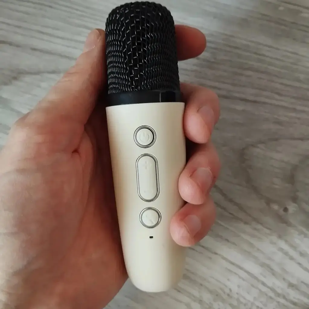 Дитяча Bluetooth колонка з мікрофоном 5Вт RGB підсвічування Міні караоке 2000mAh K12 Бежевий - фото 2