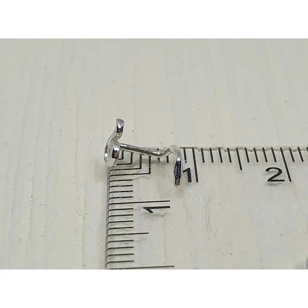 Серебряная серьга-пирсинг в нос Dear. 1054С - фото 4