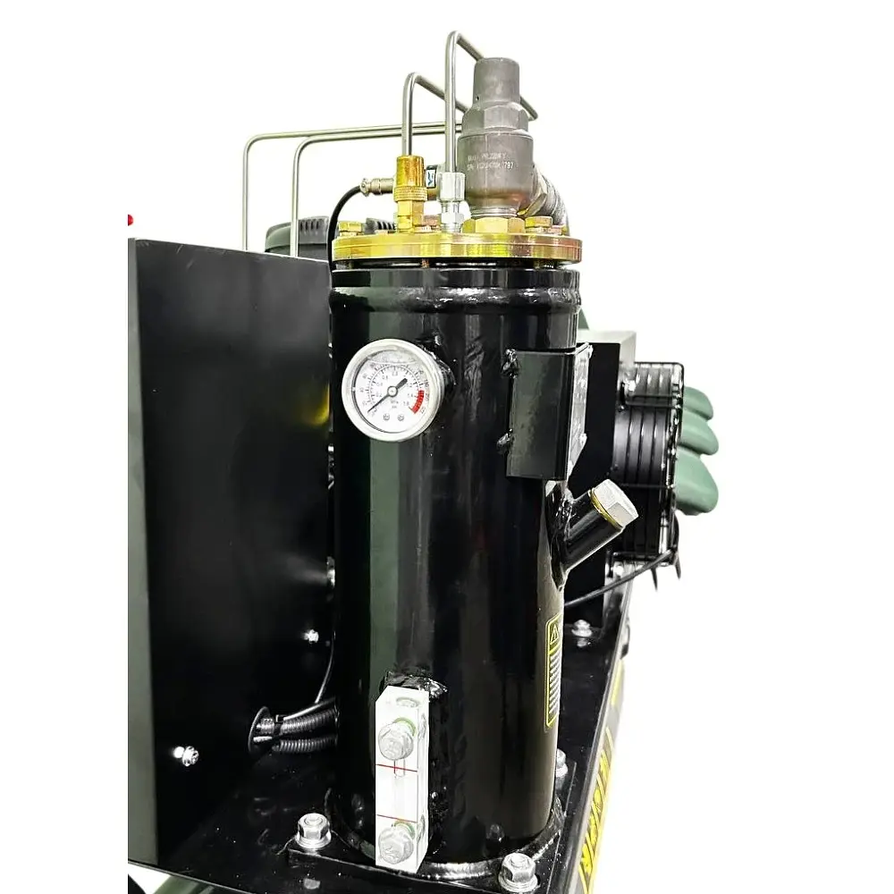 Компресор виского тиску гвинтовий GTM DLG7.5V (200 л, 1000 л/хв, 7.5 кВт, 380-400 В) - фото 4