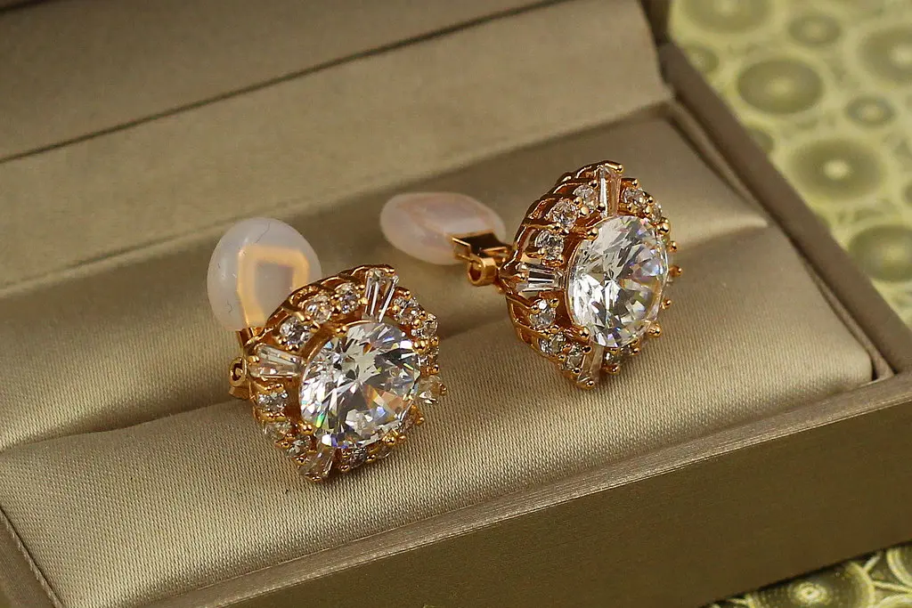 Серьги клипсы Xuping Jewelry панна 1.7 см золотистые - фото 2