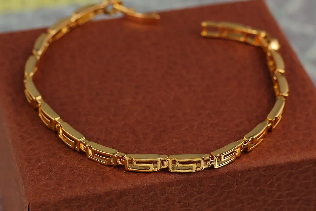 Браслет Xuping Jewelry Гера з грецьким візерунком 21 см 4 мм золотистий - фото 2