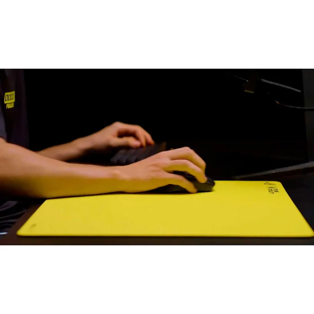 Игровая поверхность ASUS ROG Hone Control Ace L (490x420x4mm) Vitality Edition (90MP04Z0-BPUA00) - фото 8