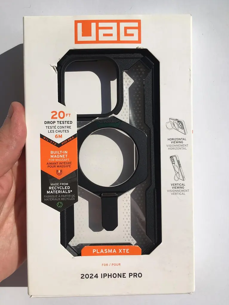 Оригінальний протиударний чохол для iPhone 16 Pro UAG Plasma XTE MagSafe Black 11447411404G з підставкою - фото 2