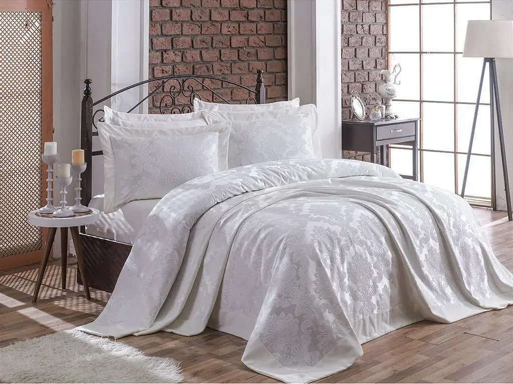 Покривало з наволочками Ezgi Cream 240 x 260 см Gardines pbe0051060