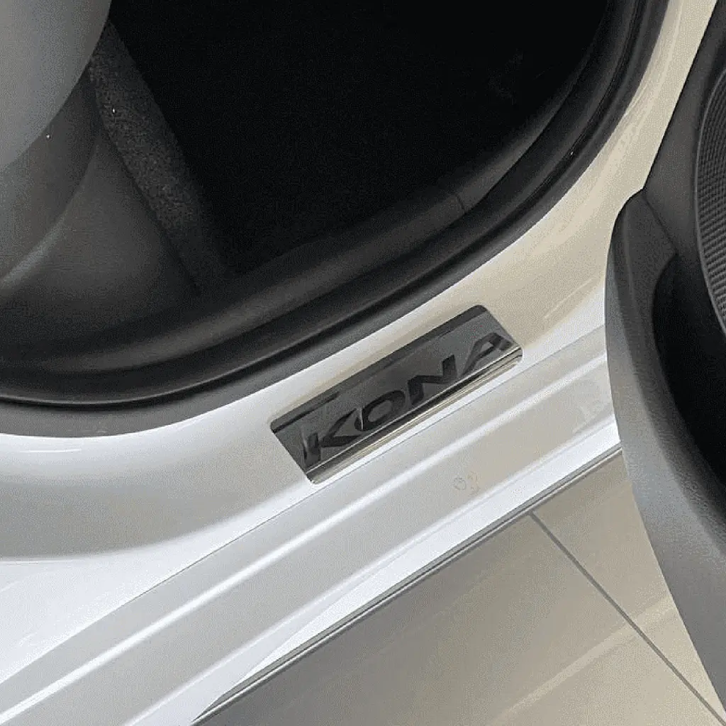 Накладки на пороги для Hyundai Kona 2019-2023 / 2023- Нержавіюча сталь із загином та Логотипом 4 шт (Premium P-HY34) - фото 3