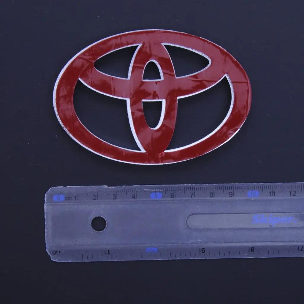 Емблема для Toyota 100 x 68 мм - фото 2