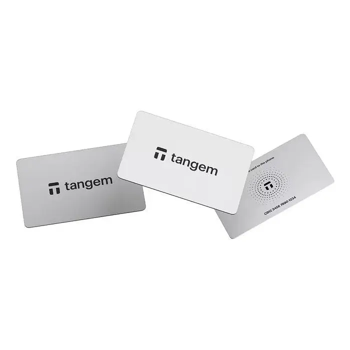Криптогаманець Tangem Wallet 2.0 набір з 3 карток White (TG128X3-W) - фото 2