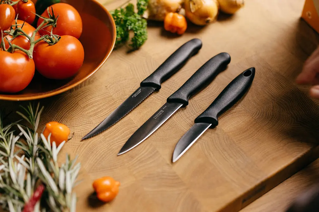 Набір кухонних ножів для овочів Fiskars Essential 3шт (1065584) - фото 8
