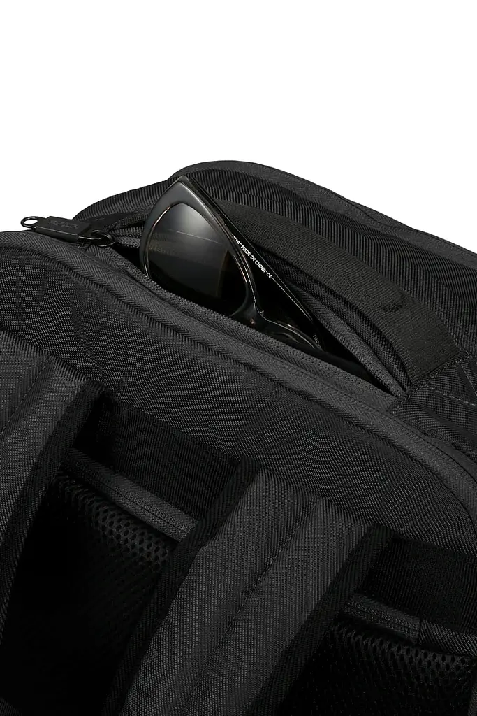 Рюкзак 15.6'' American Tourister URBAN TRACK ASPHALT BLACK 45x34x33 MD1*09012 - фото 5