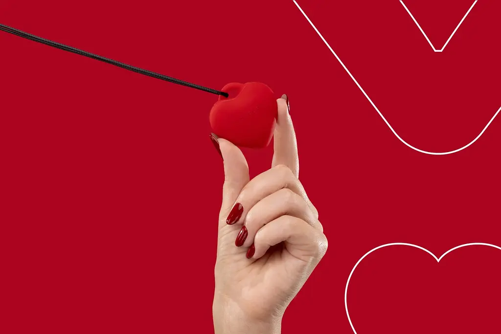 Вибратор для клитора FairyGasm PleasureStone 5.5 см красный - фото 4