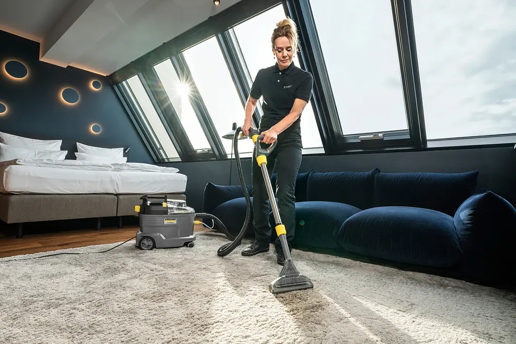 Пилосос Karcher Puzzi 8/1 Adv (1.100-241.0) - фото 8