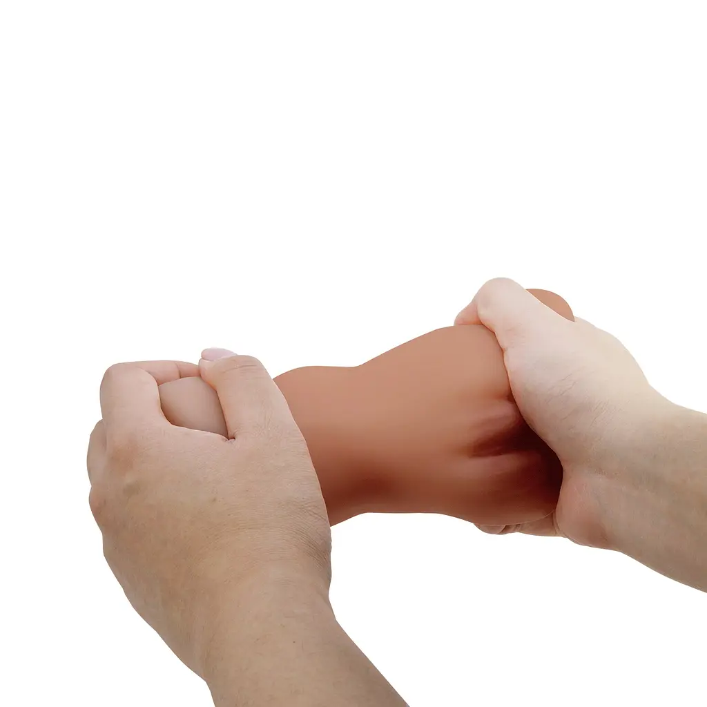 Мастурбатор Caroline в смуглому тілесному кольорі - фото 9
