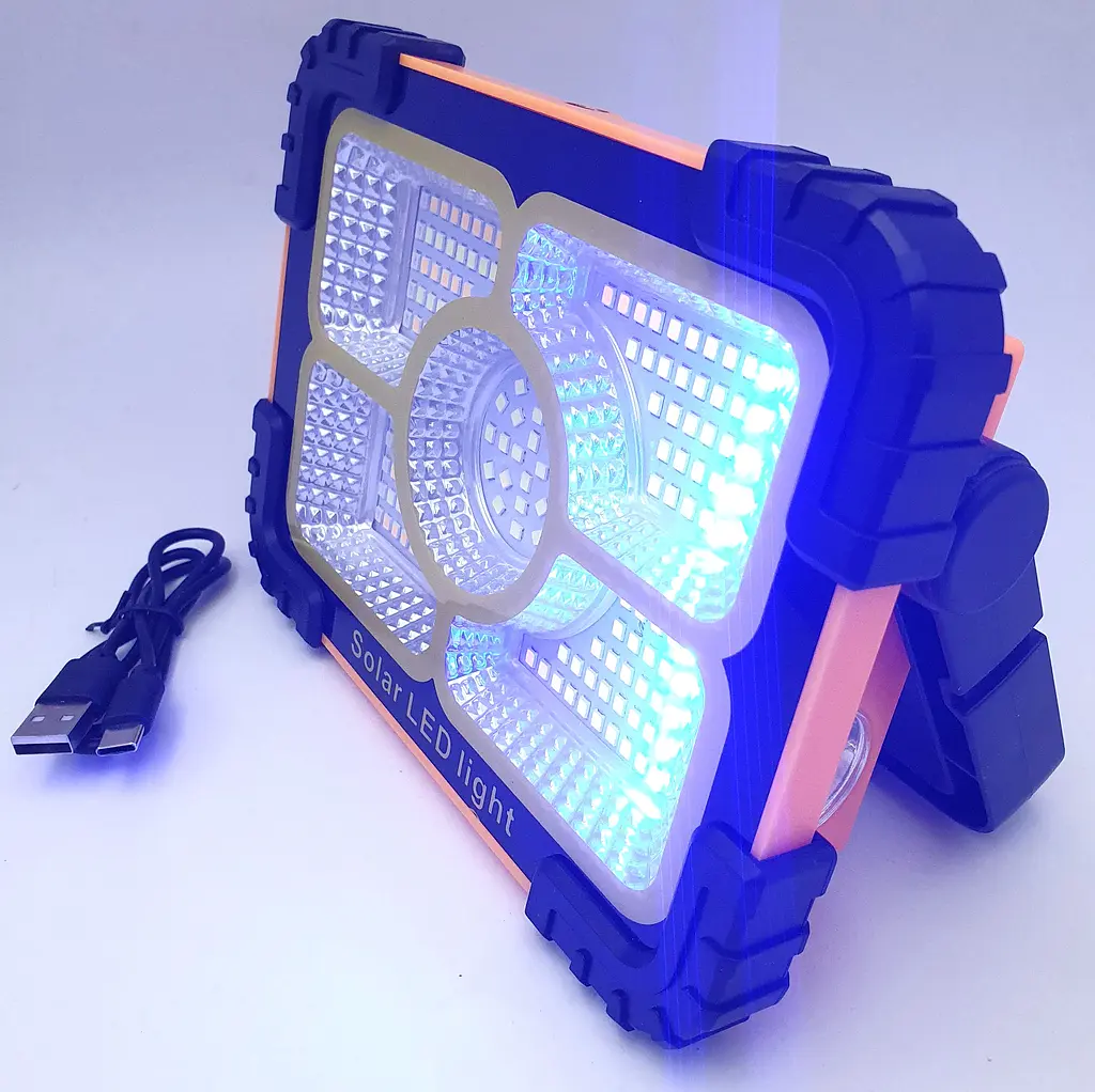 LED Прожектор 30W акумуляторний світлодіодний із сонячною батареєю та функцією Power Bank 3600mAh ліхтар 13х18см UKC 882 - фото 5