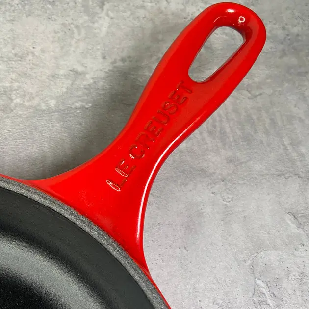 Сковорода універсальна Le Creuset Round Skillet 23 см вишнева 20182230600422 - фото 3