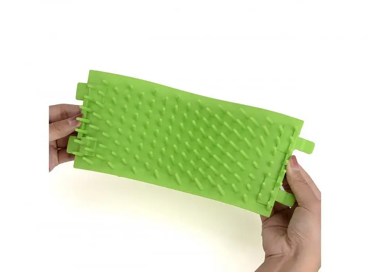 Лапомийка для великих порід собак Soft Gentle Lapomover із силіконовими ворсинками для очищення лап від бруду - фото 3