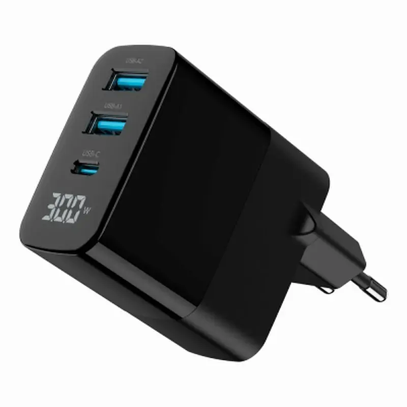 Зарядний пристрій Gembird 2хUSB-A (QC3.0 18W) + 1хType-C (PD20W) LCD black (TA-UC-PDQC30LCD-BK-02) - фото 3