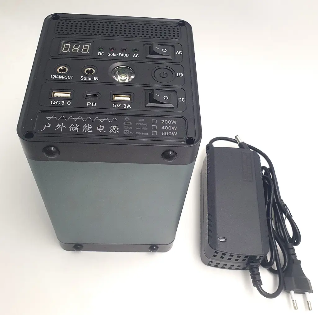 Акумуляторний інвертор-перетворювач напруги 200 Вт 48000 mAh Power Bank з розеткою 220 V та 12 V, зарядна станція Yachu 175.2 Wh 12,8 V/12 Ah/200 W - фото 9