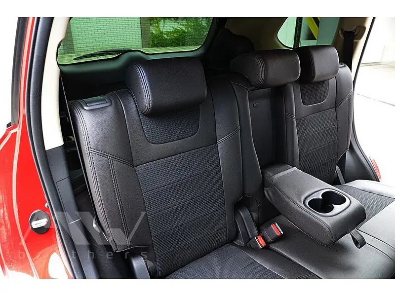 Авточохли модельні MW Brothers для Mitsubishi Outlander III c 2013 - фото 3