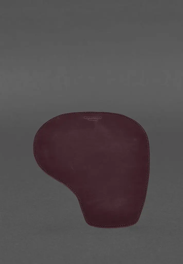 Коврик для мышки "Грушка" из натуральной бордовой кожи Crazy Horse - фото 3