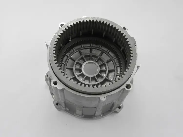 Статор двигуна з корпусом редуктора подрібнювача гілок Makita UD2500 (YA00000700) - фото 2