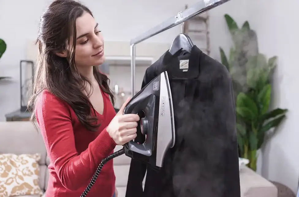 Праска з парогенератором Black&Decker BXSS2200E - фото 8