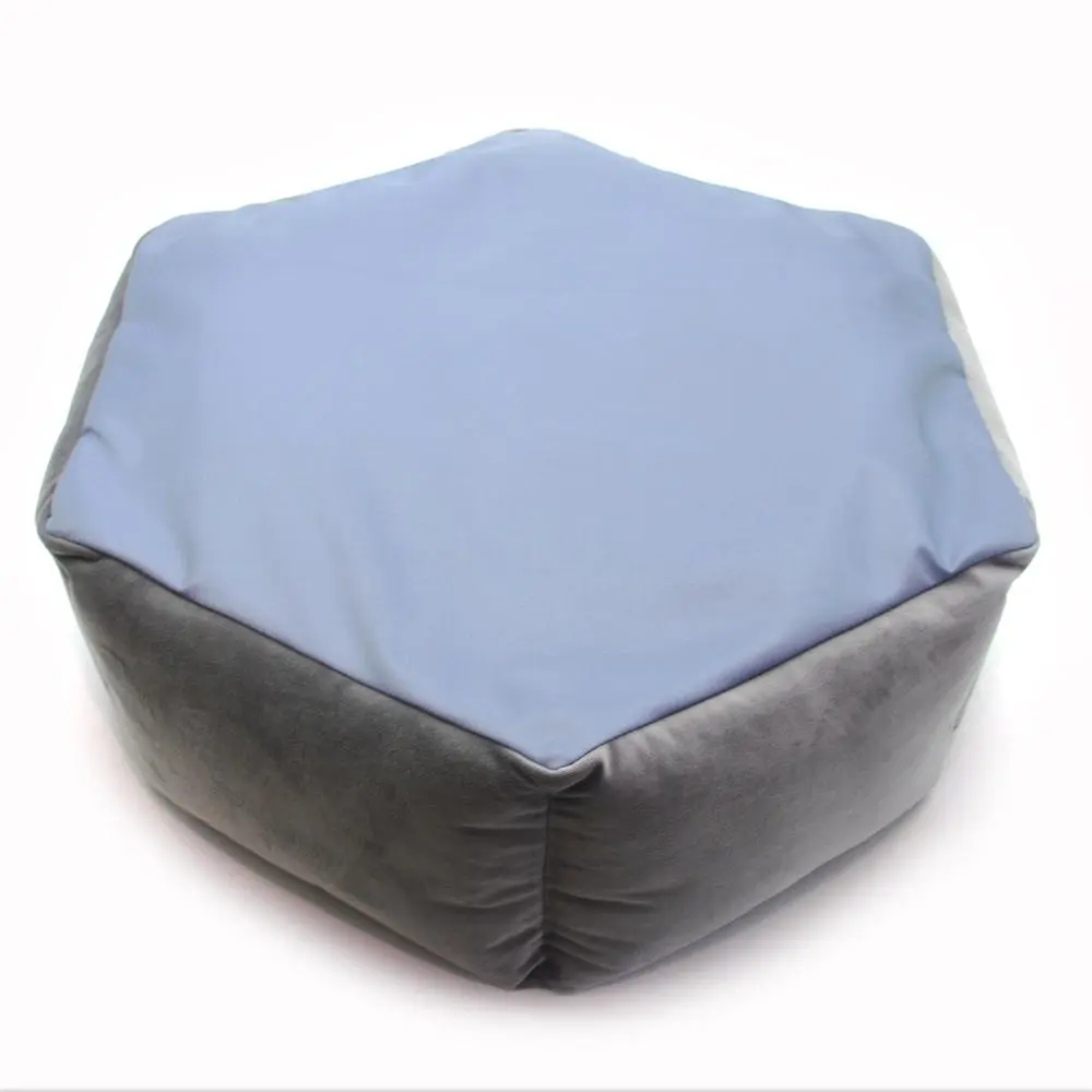 Лежак для маленьких собак та котів Zoo-hunt шестикутний Тедді сірий №3 60х17 см - фото 2