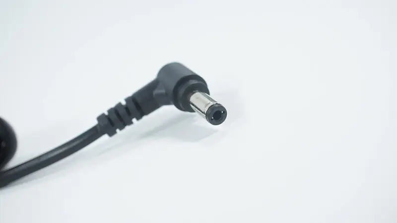 Блок живлення для ноутбука Lenovo 19V, 3.42A, 65W, 5.5x2.5мм, 3 hole, L-подібний роз'єм, black (без кабеля!) - фото 4
