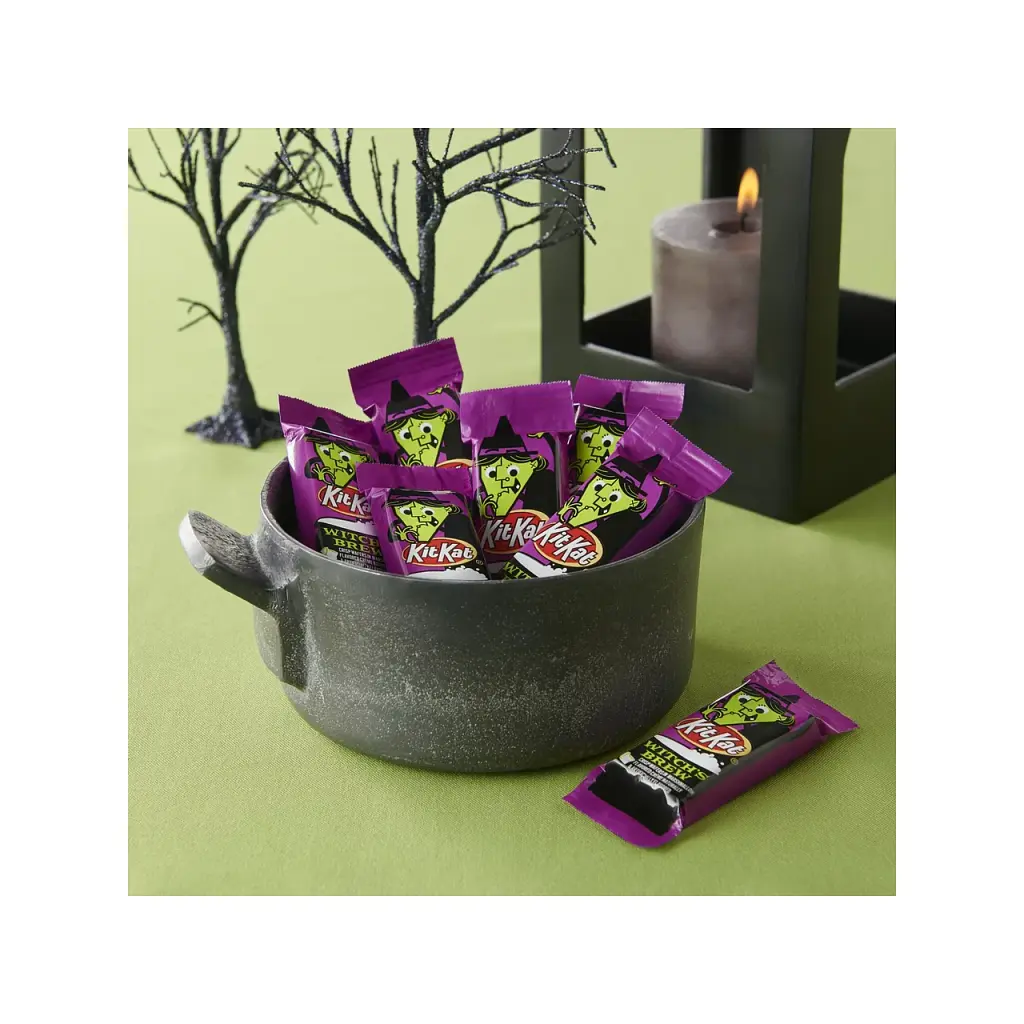 Батончик Kit Kat Halloween Witch's Brew Marshmallow 14g - фото 4