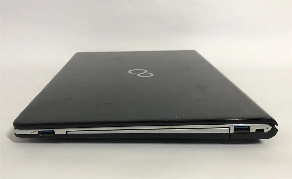 Ноутбук Fujitsu LifeBook S936 / 13.3" FullHD IPS Touch / i5-6300U / 8GB / 256GB SSD / Win10Pro / Backlight - Б/в - фото 5