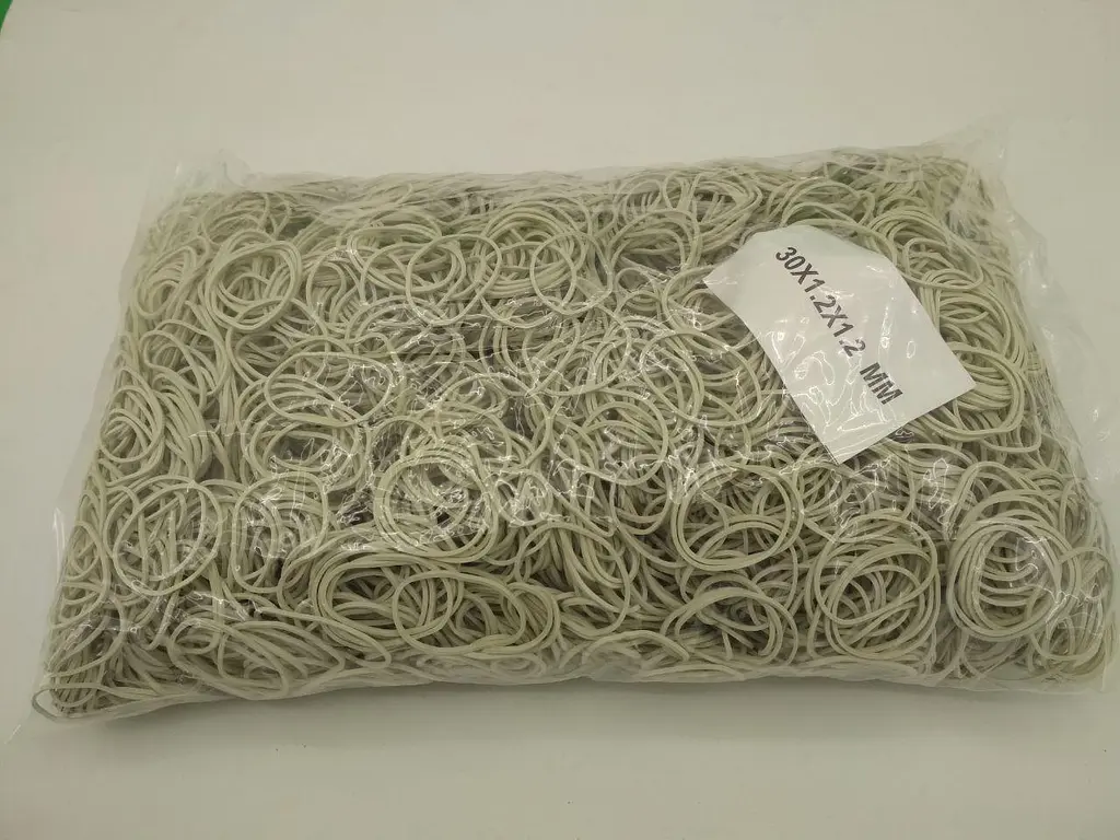 Банківські гумки, Plast, №30, білі, 1,2 мм, діаметр 30 мм, 1 кг, для фіксації грошей і касової роботи